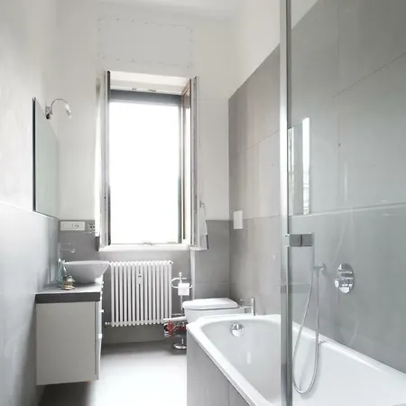 Exclusive 3 Bedrooms Near Duomo *